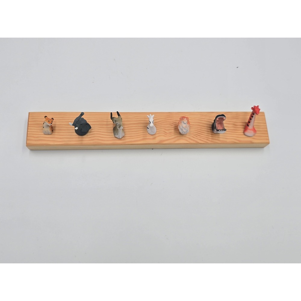 Rare Kikkerland Pack Rack Animal Jewelry Organizer Steph Mantis Safari Wall Hook